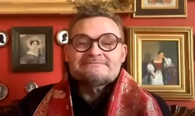 Александр Васильев объяснил причины временного ухода шоу «Модный приговор» из эфира