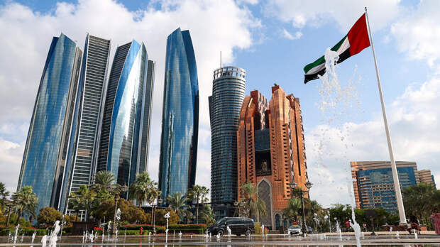 Песков: Россию на переговорах в Абу-Даби представляют исключительно военные