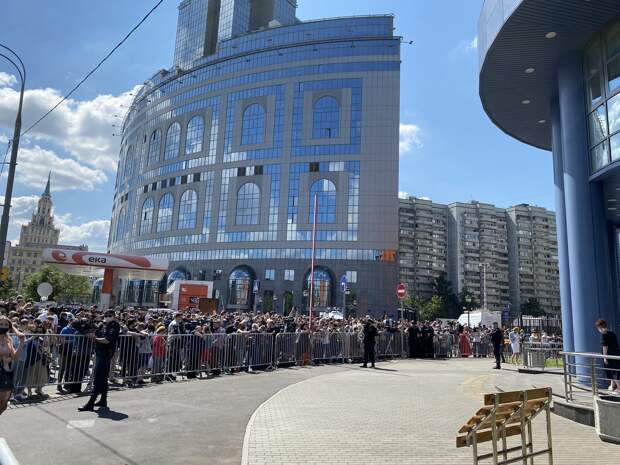 Кириллу Серебренникову дали три года условно