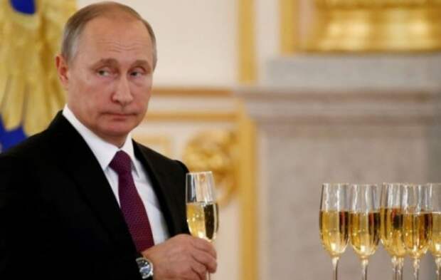 Путину не досталось шампанского (ВИДЕО)