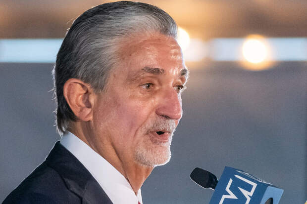 Владелец "Вашингтона" Леонсис заявил, что вскоре побеседует с Овечкиным о планах