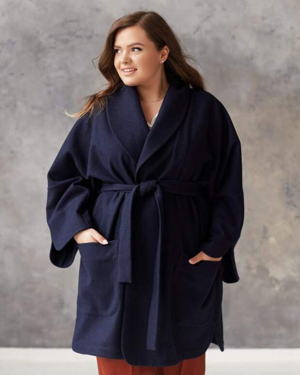 С чем носить пальто-кимоно осенью 2021: фото