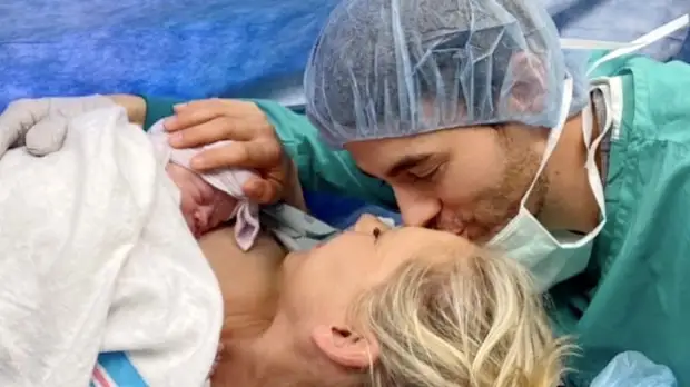 Странная просьба Овечкина, третий ребёнок Курниковой и битва Дзюбы со Слуцким: околоспортивные события минувшей недели