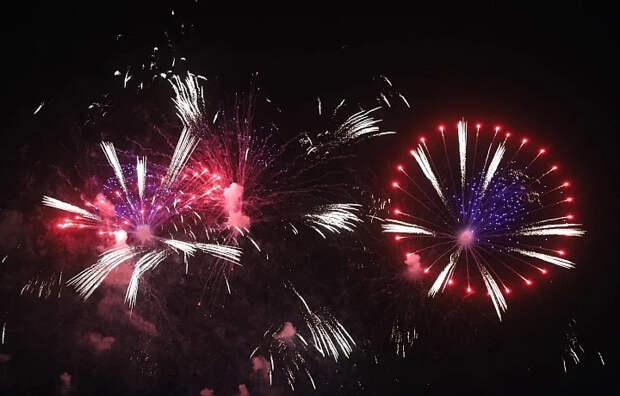 Жителям Тульской области рассказали, где нельзя запускать пиротехнику