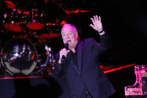 Умер Нил Седака — культовый американский музыкант 60-х годов