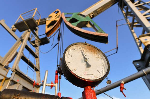 Доходы России от продажи нефти упали до минимума с февраля 2021 года