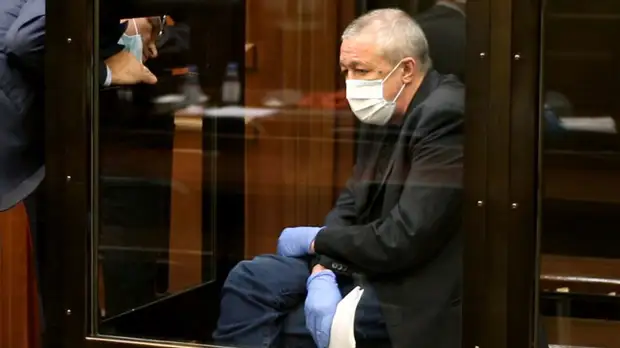 Проживание в комнате, звонки и встречи с родными: Ефремов заявил о желании отбывать наказание в хозотряде СИЗО Москвы