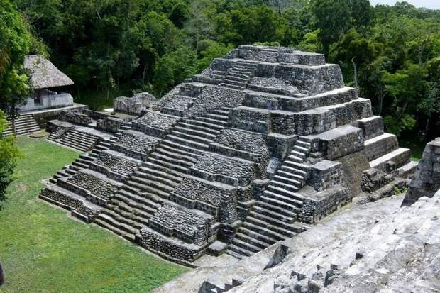Йашха, Яшха, мексиканские пирамиды майя