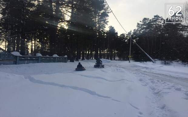 Рязанская Госавтоинспекция напомнила о запрете на буксировку "ватрушек"