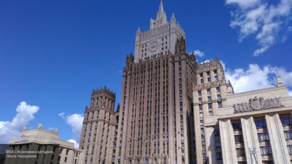 МИД РФ сообщил о наличии информации о переброске боевиков в Карабах МИД РФ сообщил о наличии информации о переброске боевиков в Карабах