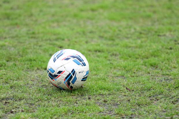 Блогера не пустили на матч ПСЖ с шарфом российского футбольного клуба