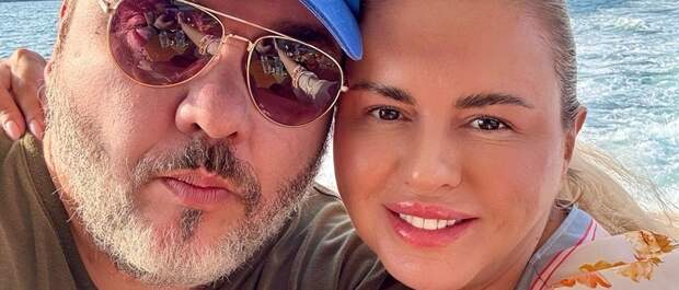 Он бросил ее ради Анны: Как выглядит жена Шреера, от которой ушел к Семенович