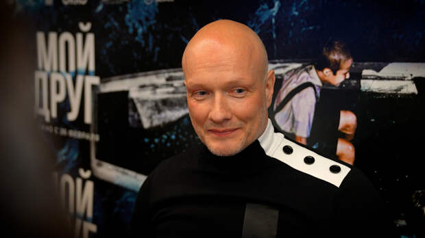 «Пока храп не разлучит нас»: Панфилов не разрешает жене спать отдельно