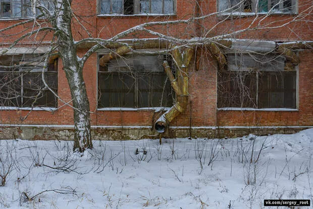 Заброшенный электроламповый завод в Пензенской области Заброшенное, Развал СССР, Пензенская область, Длиннопост