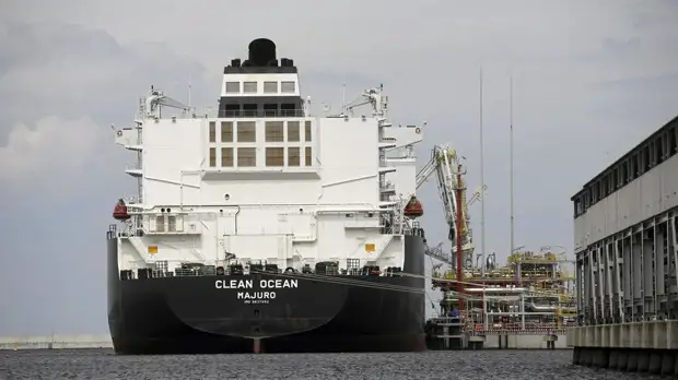 Эксперт оценил заявление посла США о Польше как о центре реэкспорта СПГ