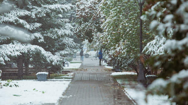 4 ноября в Москве ожидается облачная погода с прояснениями, осадки, местами гололед и гололедица
