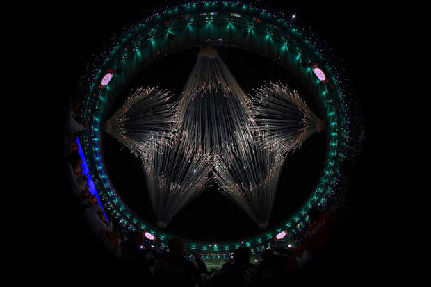23 ошеломительных снимка с церемонии открытия Олимпийских игр 2016