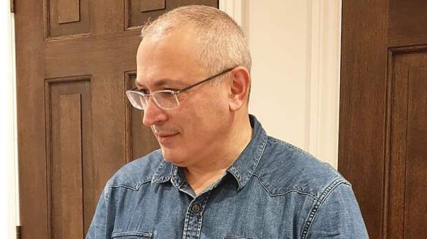 Политолог Аркатов призвал СКР допросить Ходорковского по делу об убийстве журналистов в ЦАР Политолог Аркатов призвал СКР допросить Ходорковского по делу об убийстве журналистов в ЦАР