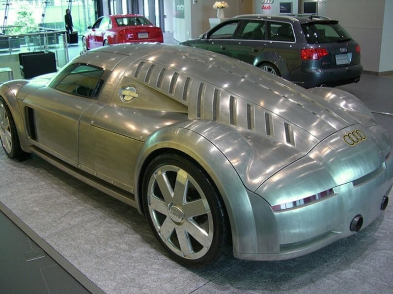 Audi Rosemeyer — неповторимый и концептуальный суперкар 2000 года
