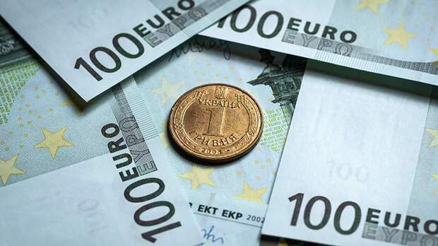 СМИ сообщили о неспособности ЕС определиться по репарационному кредиту Украине