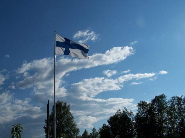 Генерал Кулишов: Миграционный кризис нужен Финляндии для размещения НАТО близ РФ