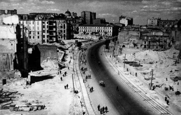 История в кадре: подборка уникальных и редких фотографий, на которые вам точно стоит посмотреть #7