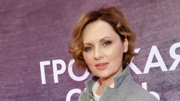 В сети возмутились новым имиджем 53-летней звезды сериала «Кухня»