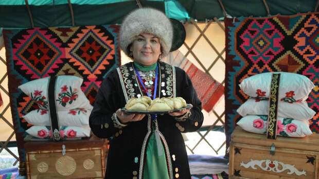 Мы встретились снова: Сабантуй объединил в «Коломенском» представителей разных народов