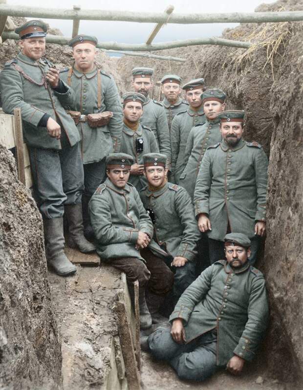Грязь и окопы Грязь и окопы война, люди., первая мировая