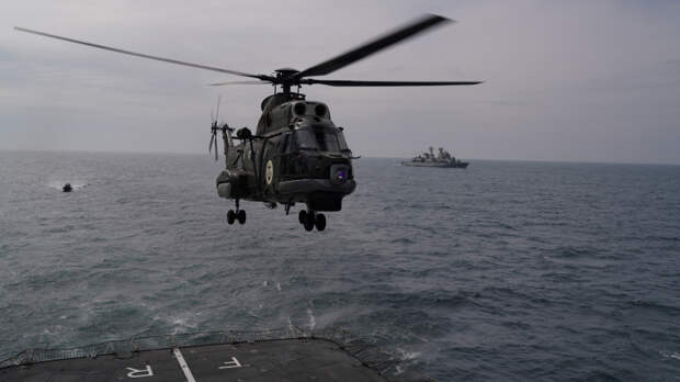 НАТО проводит учения в Черном море у берегов Румынии