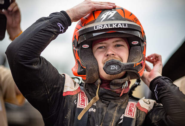 Никита Мазепин пока не определился с участием в Дакаре