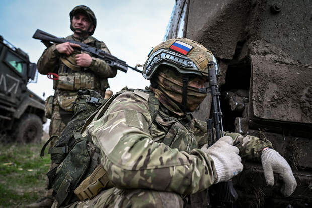 "ВХ": ВС РФ продвигаются на запад от села Богатырь к Днепропетровской области