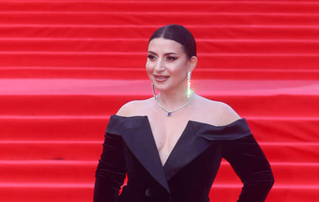 Попавшая в беду певица Жасмин не выдержала: «Самое худшее, что я не могу взять внука на руки»