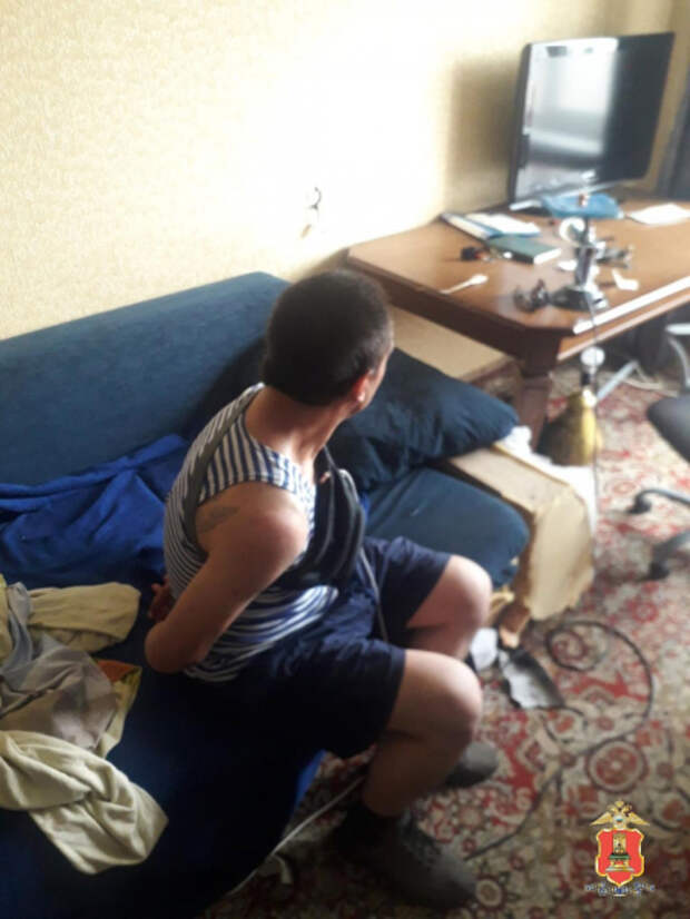 Полицейские ликвидировали наркопритон на улице Хромова в Твери