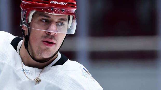 Евгений Малкин оформил 14-й хет-трик и преодолел отметку 1400 очков за карьеру