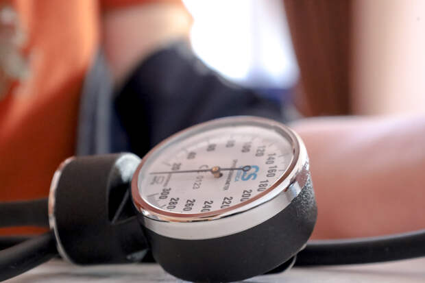 Россиянам назвали снижающий давление суп