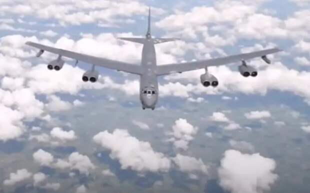 Boeing B-52 Stratofortress: американский долгожитель-рекордсмен среди