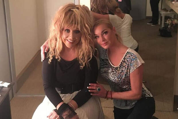 Балерина Волочкова призналась, что Пугачева поддержала ее после операции