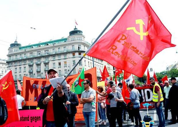 1 мая 2018. Европа. [1] 1 мая, красный первомай, фотография, Великобритания, Франция, Коммунизм, Польша, политика, длиннопост