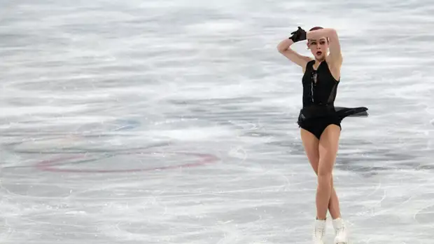 Щербакова и Трусова устроили дуэль четверных прыжков во время репетиции показательных номеров