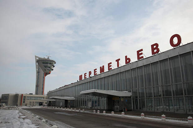 Более 30 рейсов задержаны или отменены в аэропорту 