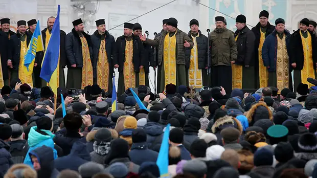 «Создать лояльную структуру»: на Украине заявили о возможности принудительного переименования УПЦ МП