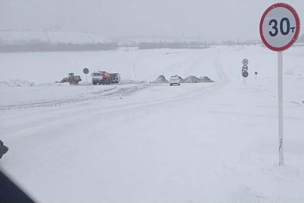 Грузоподъёмность на ледовой переправе "Тобольск - Бекерево" не должна превышать 30 тонн