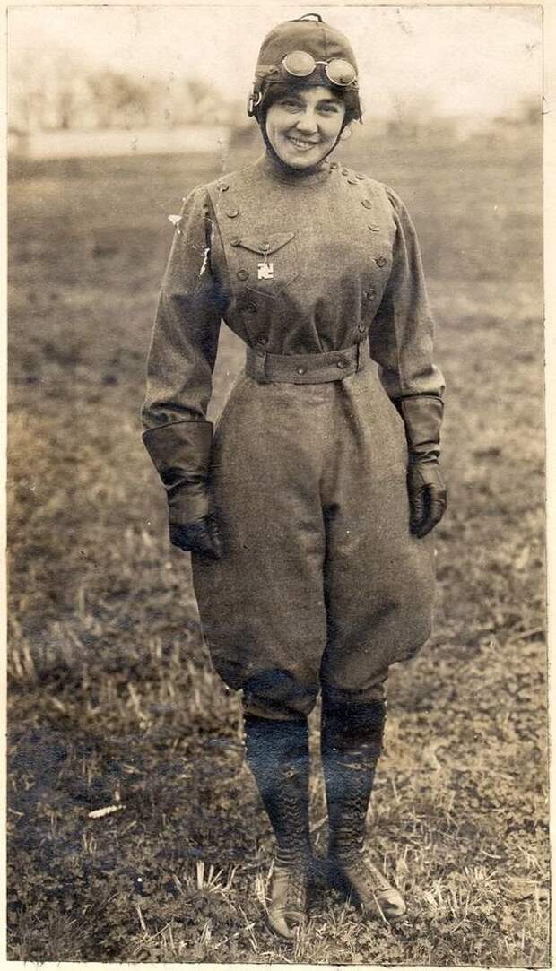Матильда Мойсант была второй женщиной в Соединенных Штатах, получившей лицензию пилота, 1911 год Летчицы, военные, интересное, история, пилоты, факты