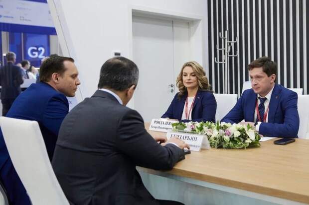 «Газпром нефть» и Санкт-Петербург разработают в ОЭЗ технологии для фармотрасли