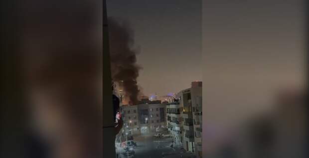 В Дубае загорелось консульство США