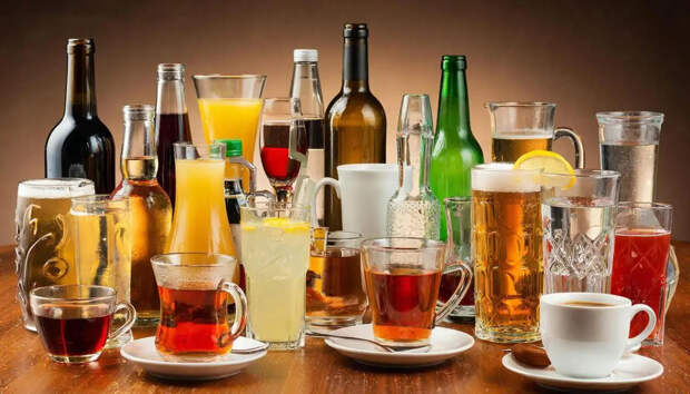 Этот популярный в России напиток очень опасен. "Можно перегрузиться и умереть" - говорит доктор Мясников