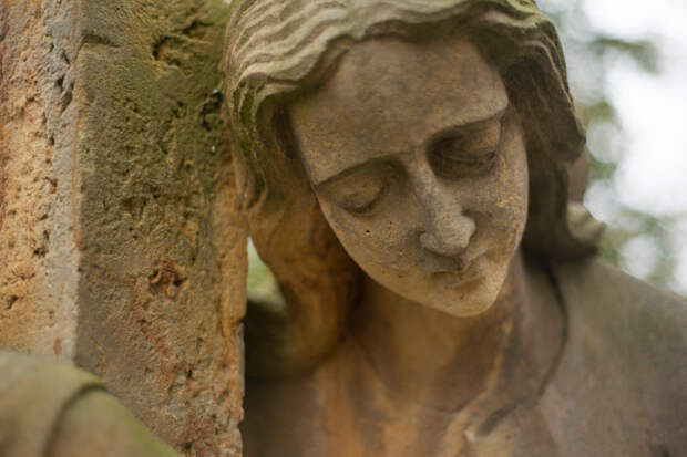 Американца обвинили в разграблении кладбищ и краже останков десятков людей