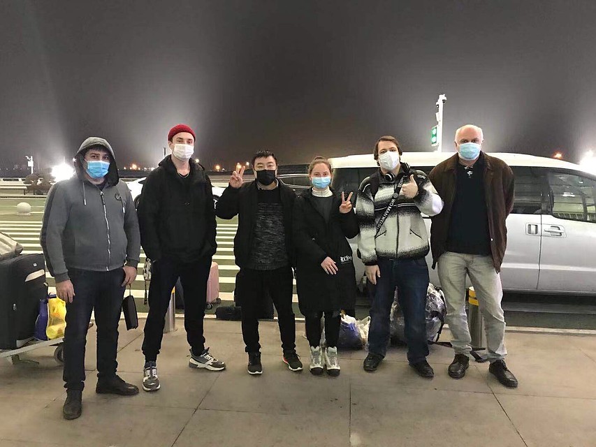 Всего в Россию из Уханя доставят 147 человек. Фото: Посольство России в Китае/Фейсбук