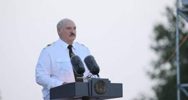 Лукашенко - НАТО: Мы не извлекли уроков истории, подарив вам после победы Восточную Европу